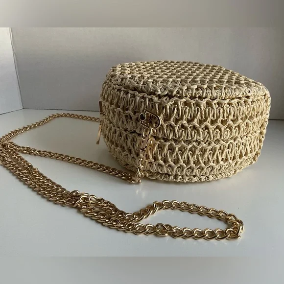 Haute Hippie Woven Raffia/Straw Crossbody Bag Gold Chain Strap - Picture 9 of 16
